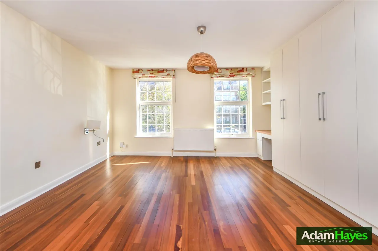 Holden Road, North Finchley, N12, photo 10