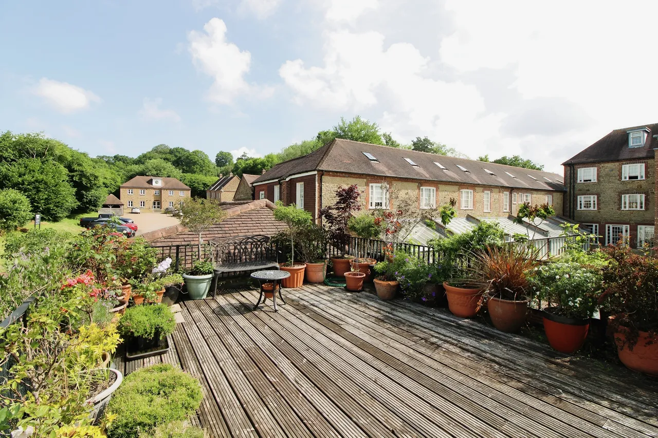 Dodsley Lane, Easebourne, GU29, photo 2