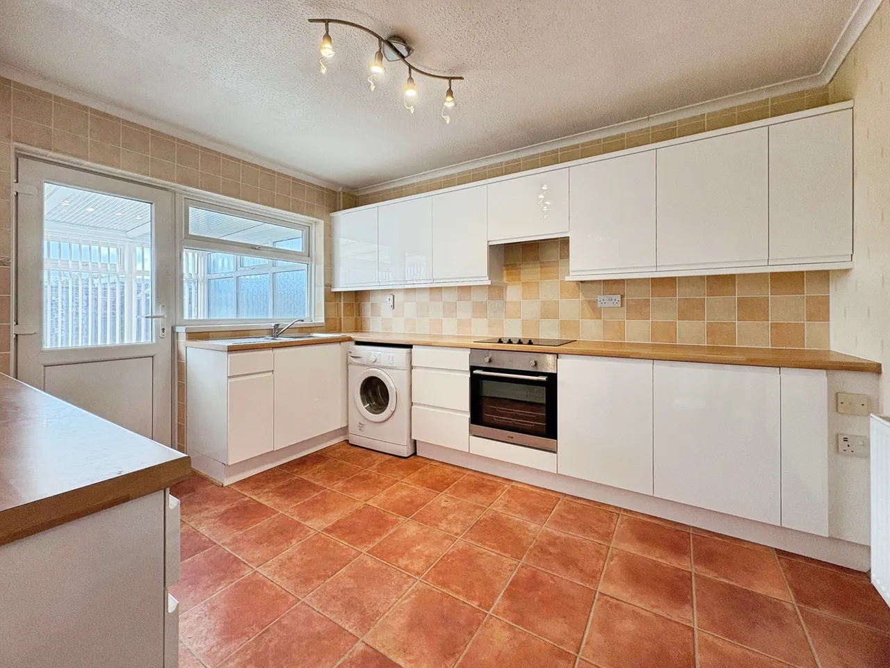 Rodborough, Yate, BS37, photo 3