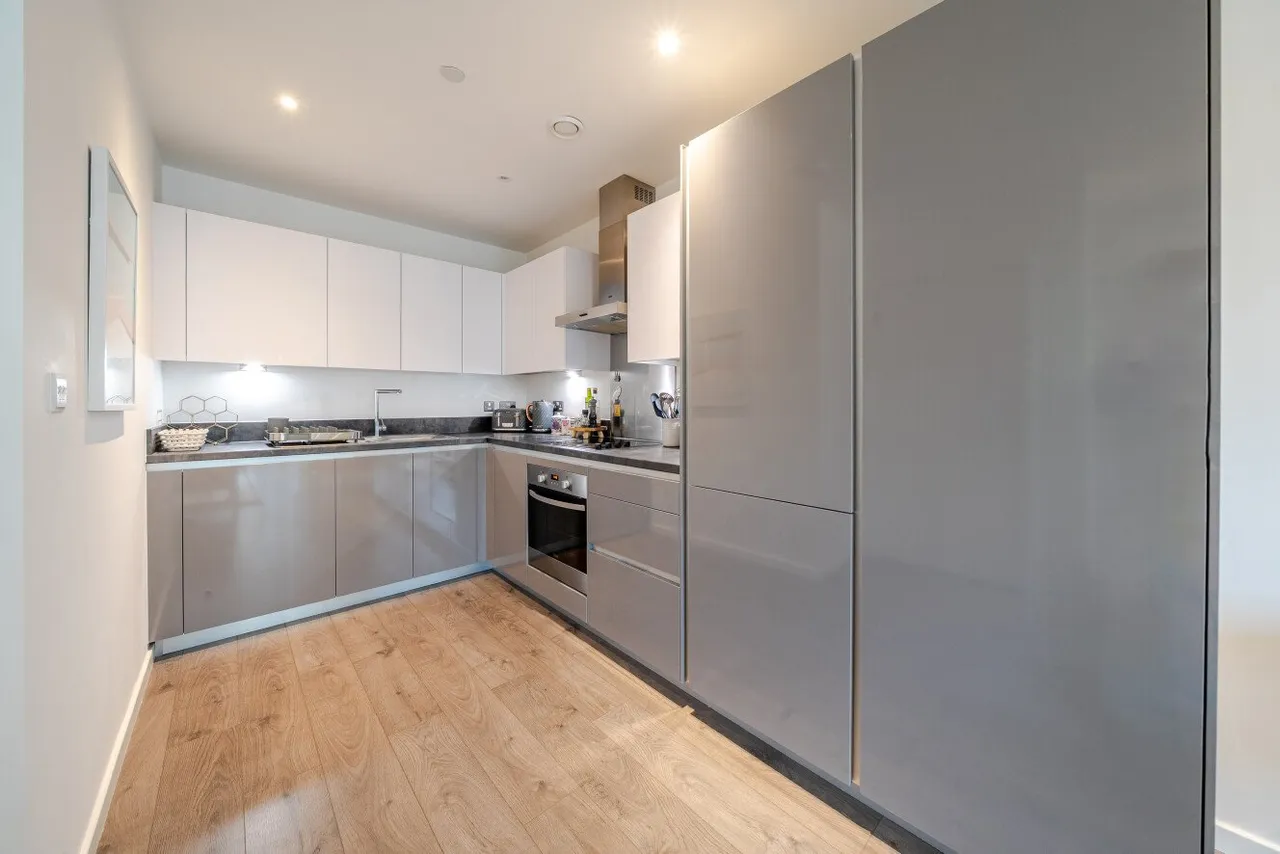 Juniper Drive, Battersea, London, SW18, photo 6