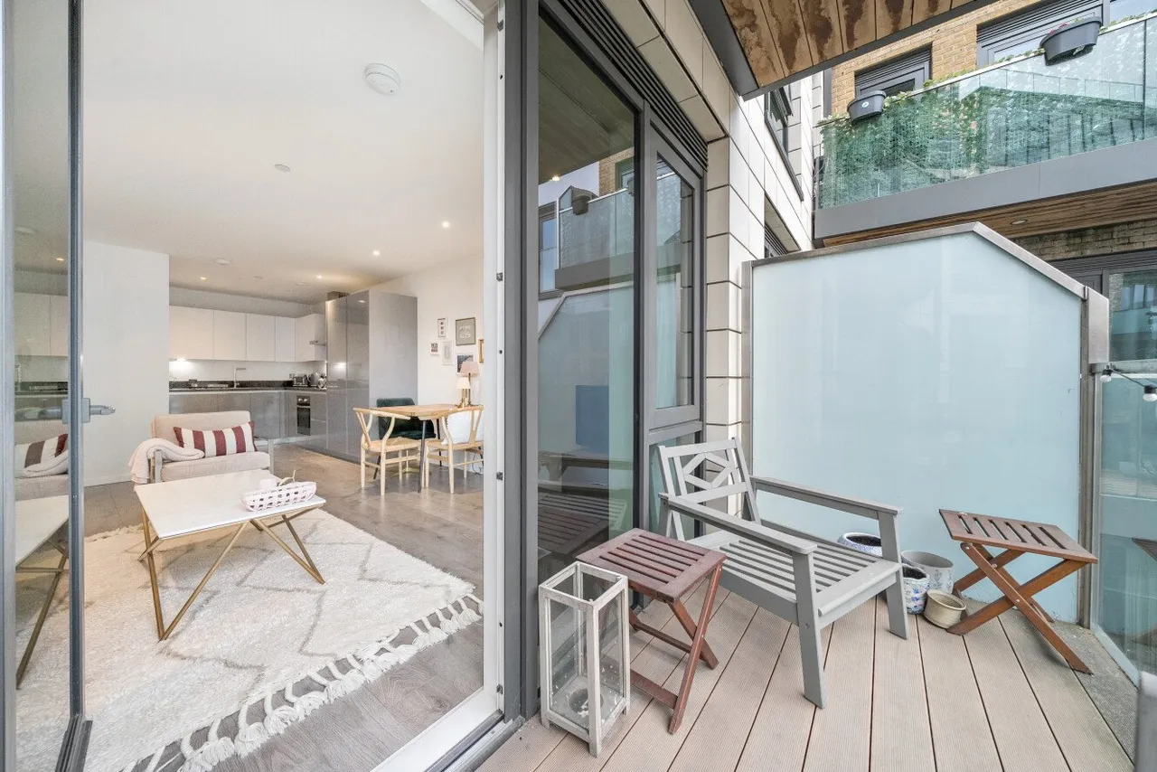 Juniper Drive, Battersea, London, SW18, photo 7