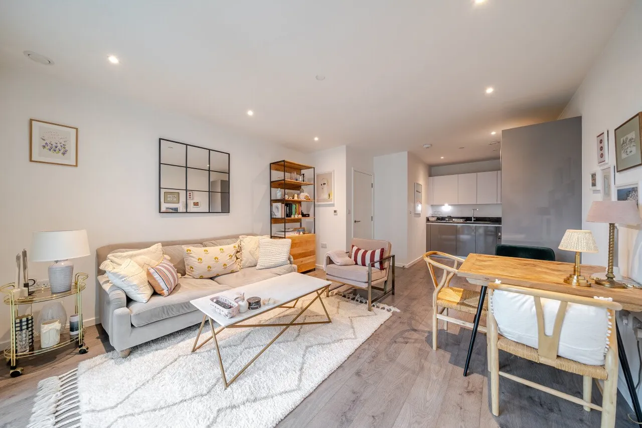Juniper Drive, Battersea, London, SW18, photo 11
