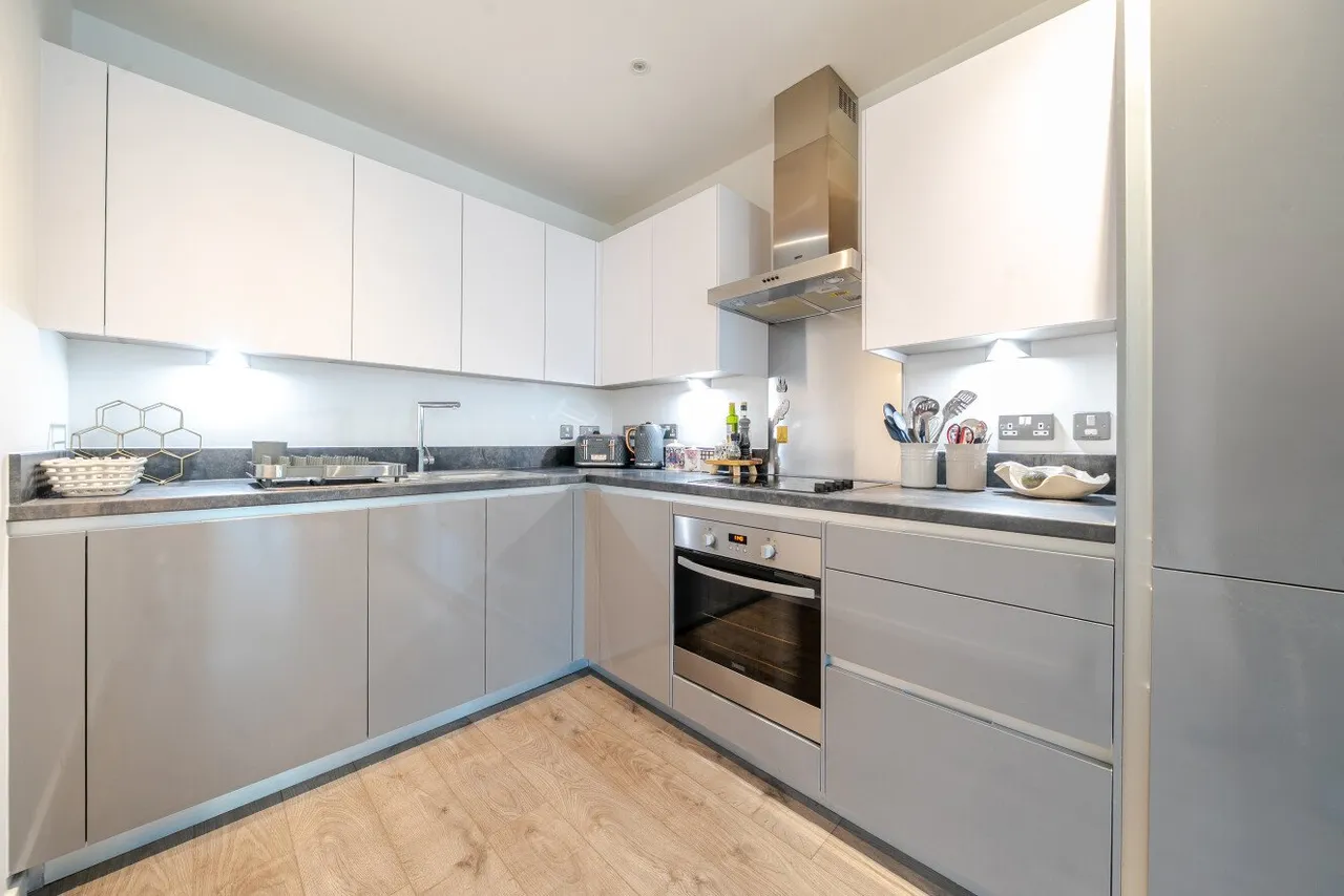 Juniper Drive, Battersea, London, SW18, photo 9
