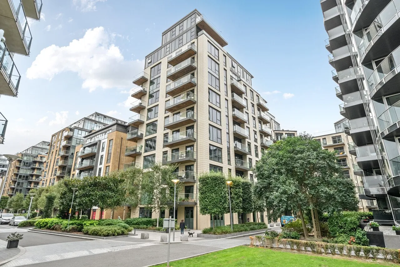 1 bed flat for sale — Juniper Drive, Battersea, London, SW18