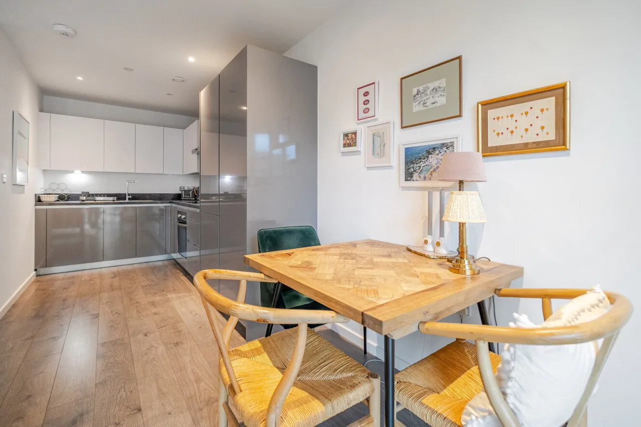 Juniper Drive, Battersea, London, SW18, photo 10