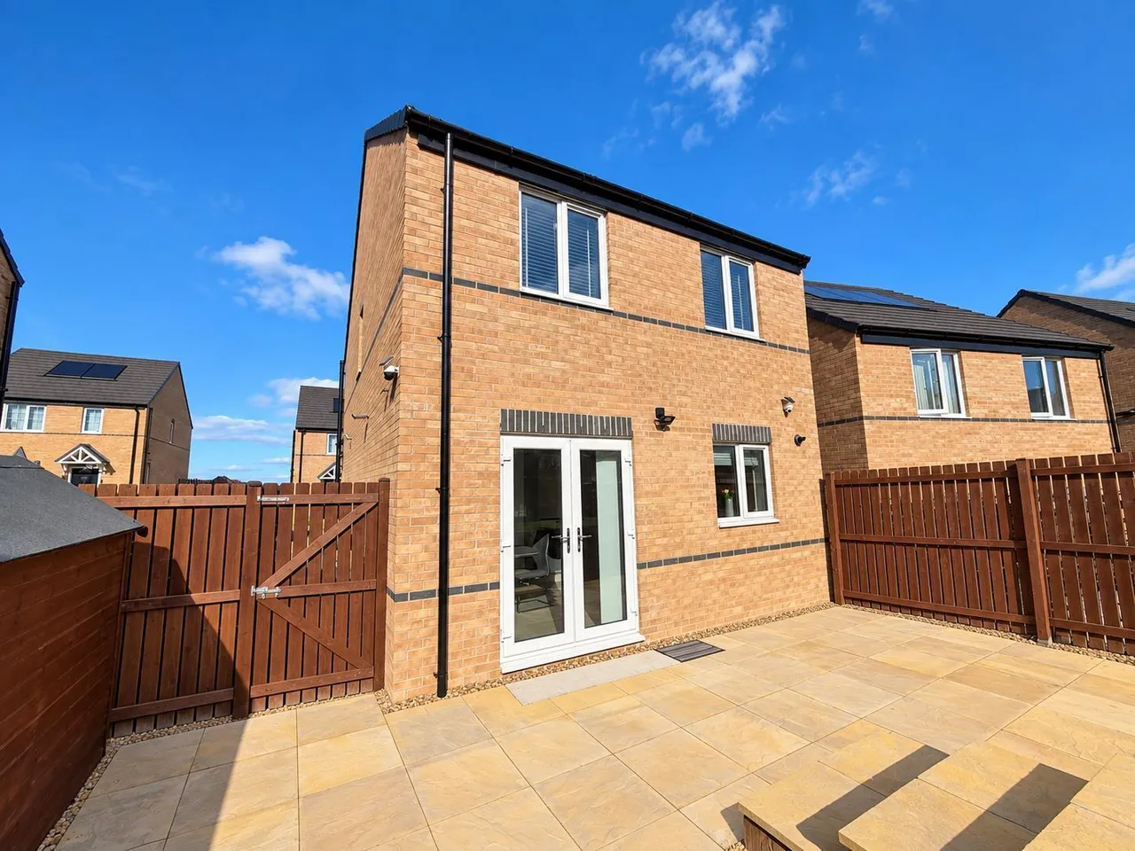 Oaklands Close, Keighley, BD20, photo 7