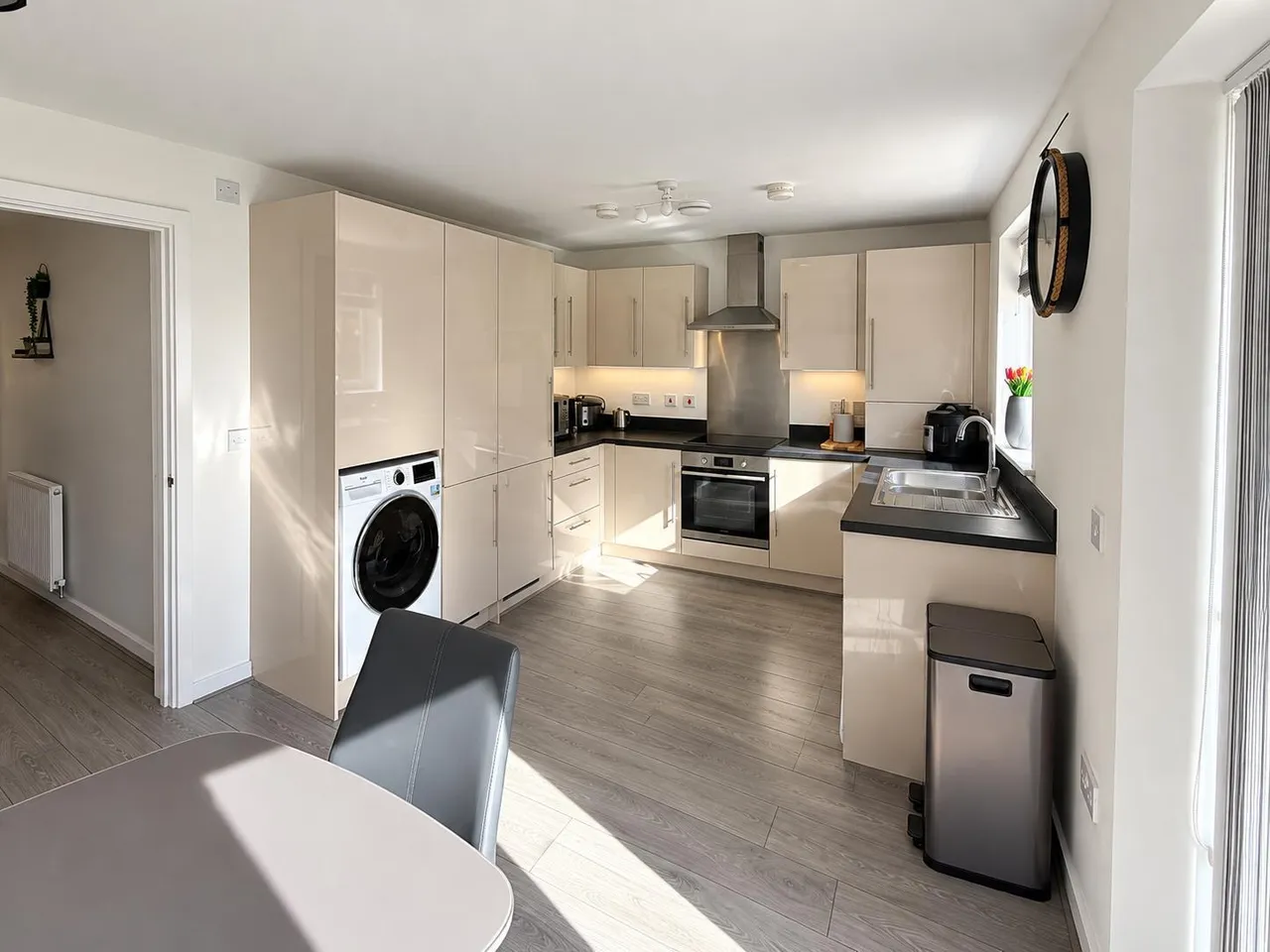 Oaklands Close, Keighley, BD20, photo 3