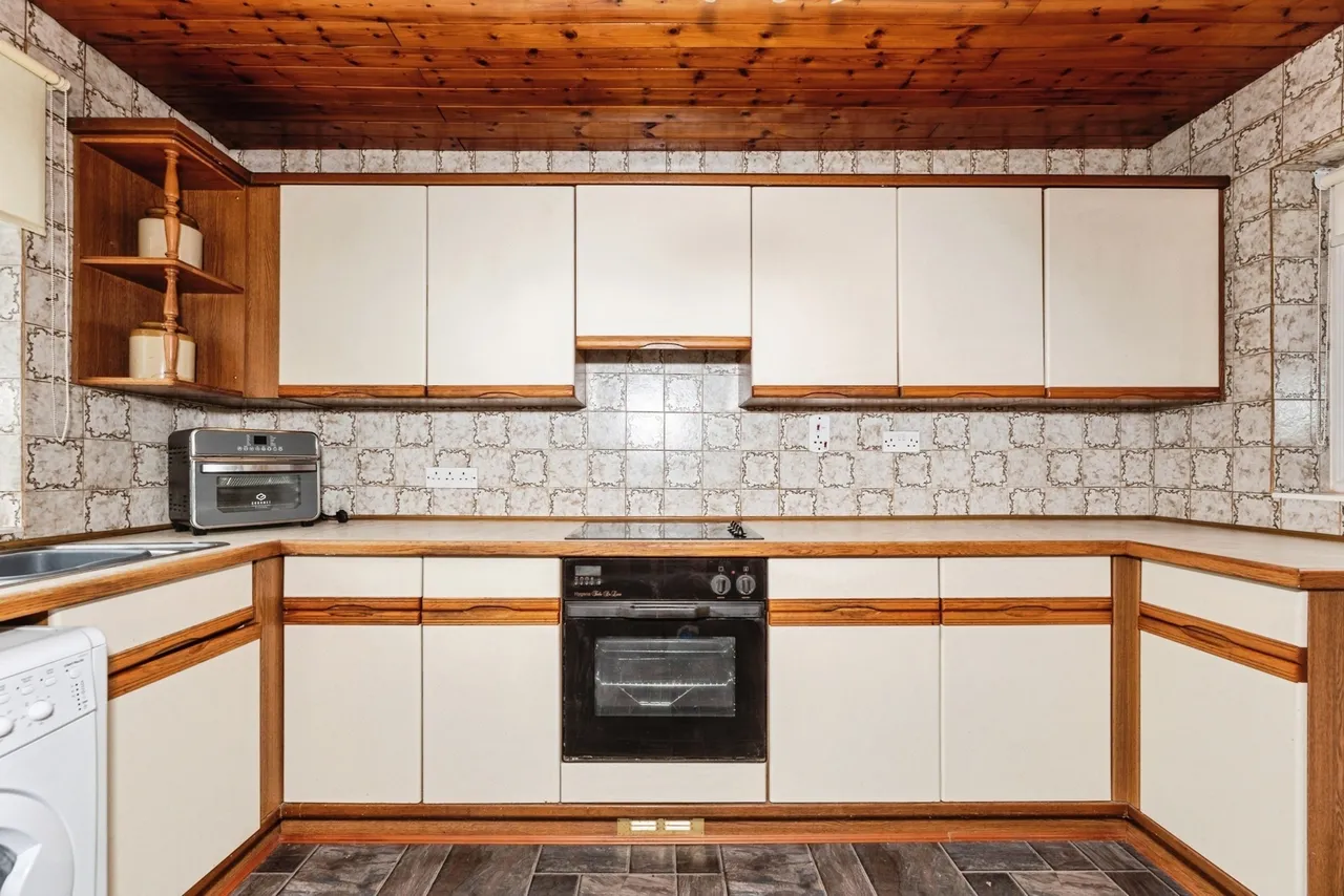Floodgate Drive, Ecclesfield, Sheffield, South Yorkshire, S35, photo 12