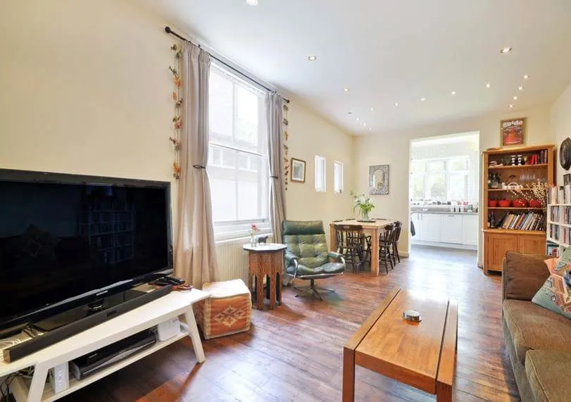 Flat 1, 16 Plympton Road, London, photo 5