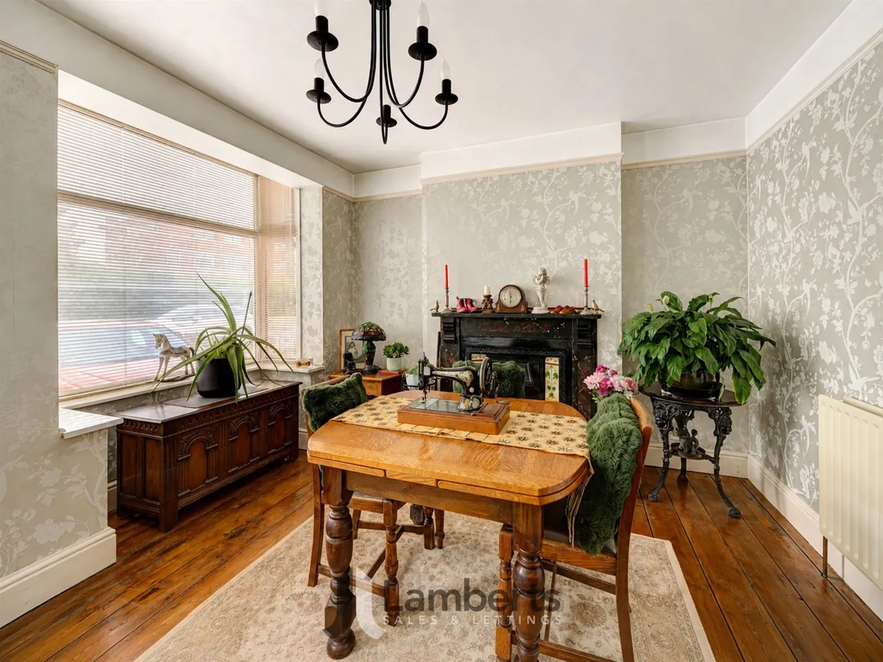 28 Birmingham Road, Studley, photo 14