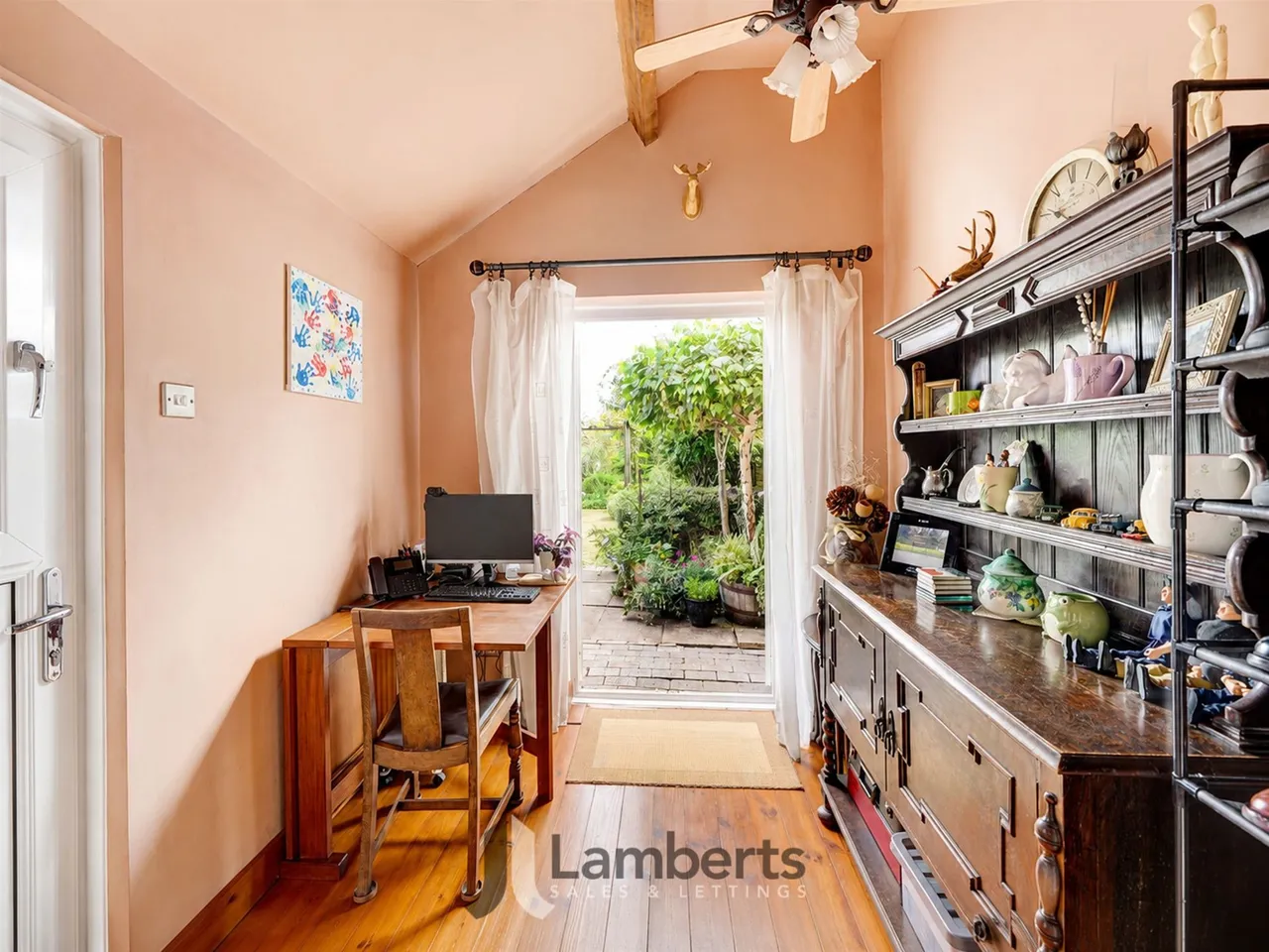 28 Birmingham Road, Studley, photo 5