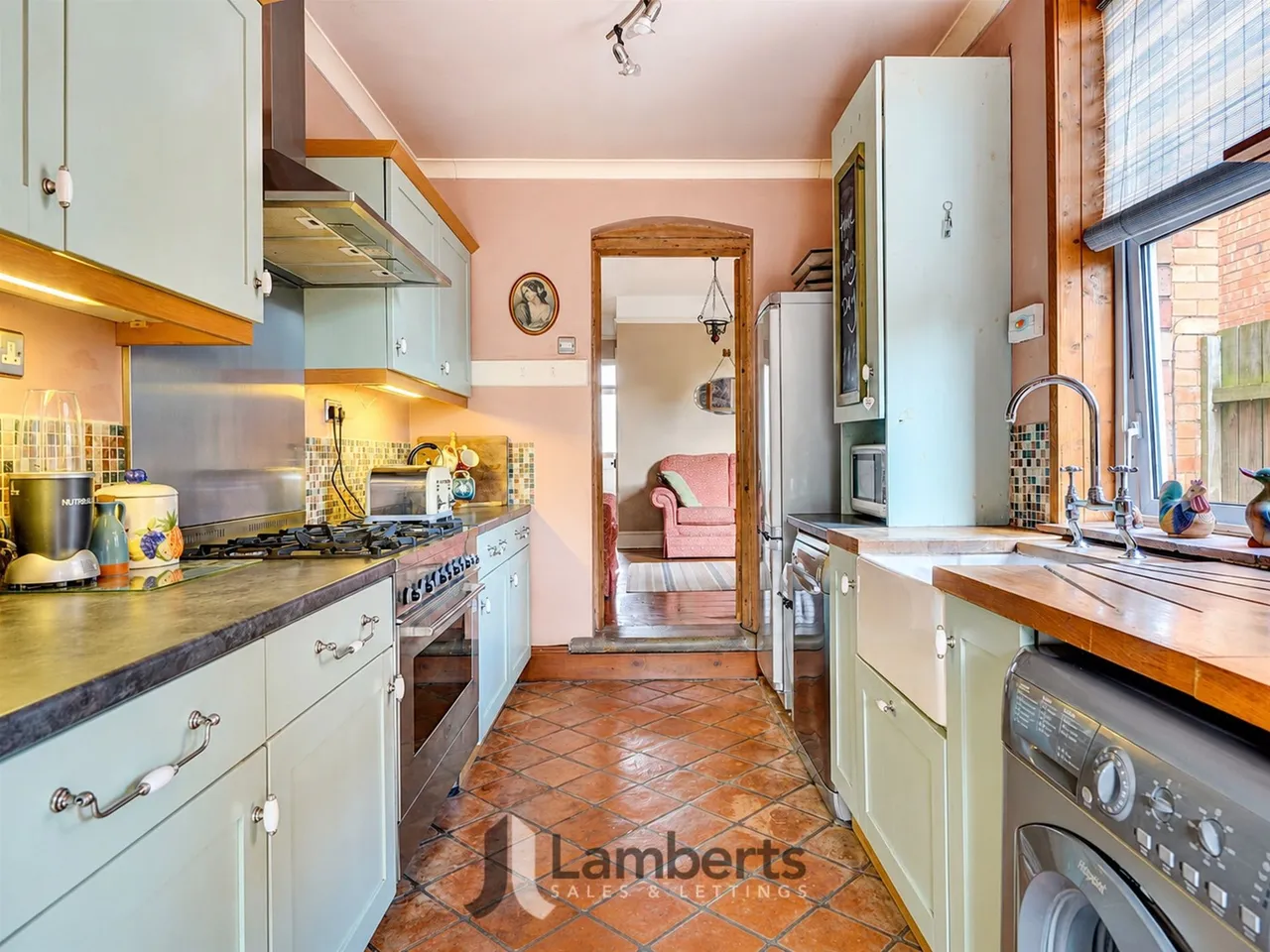 28 Birmingham Road, Studley, photo 10