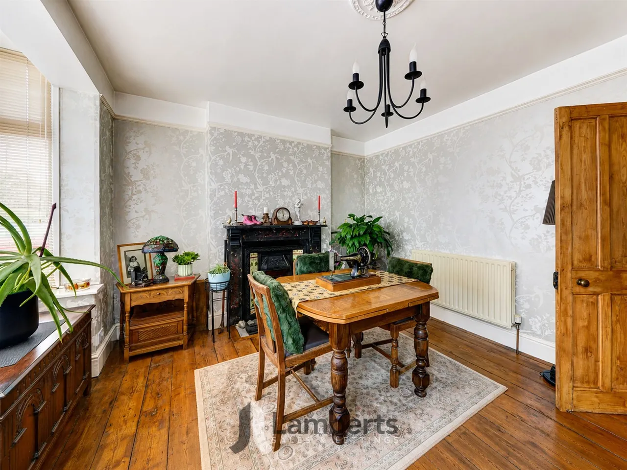 28 Birmingham Road, Studley, photo 8