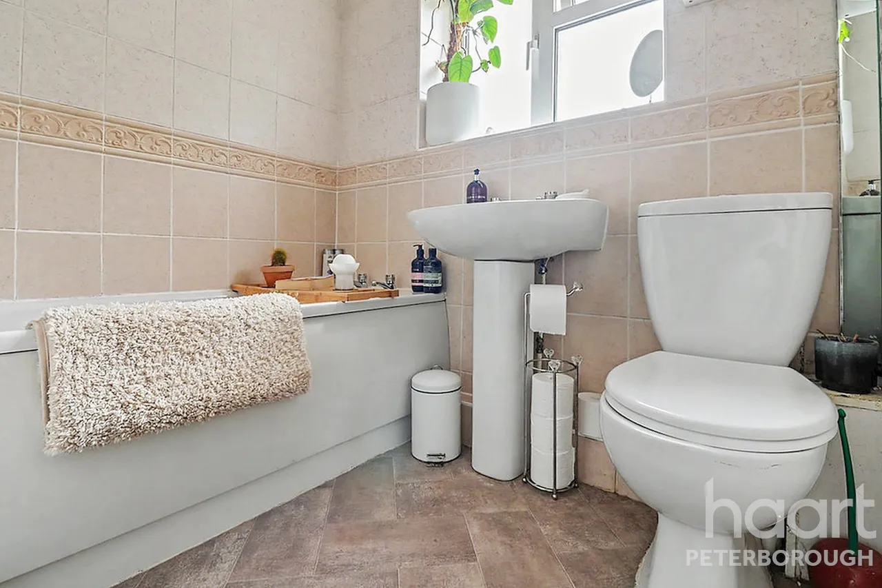 Cherrytree Grove, Peterborough, PE1, photo 10