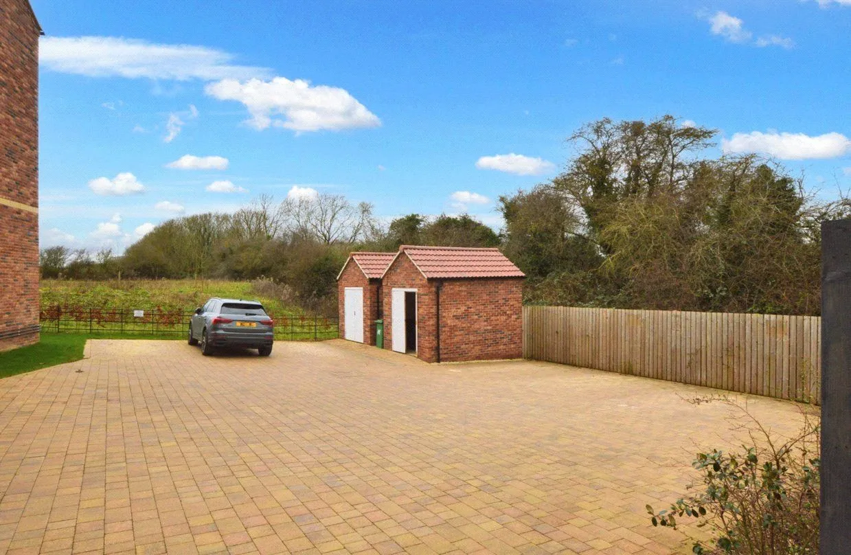 Ezart Avenue, Wetherby, LS22, photo 7