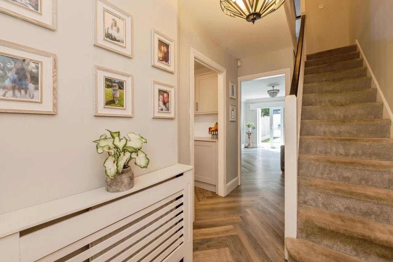Bramble Tye, Laindon, Basildon, Essex, SS15, photo 5
