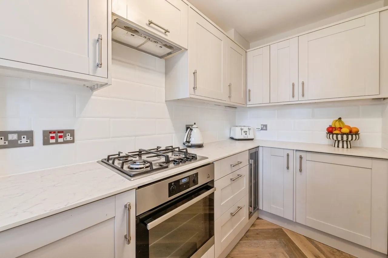 Bramble Tye, Laindon, Basildon, Essex, SS15, photo 7