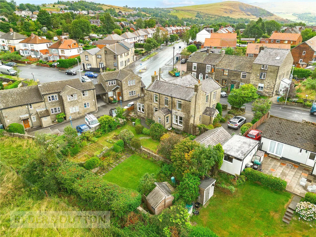 4 bed house for sale, Stockport Road, Lydgate, OL4