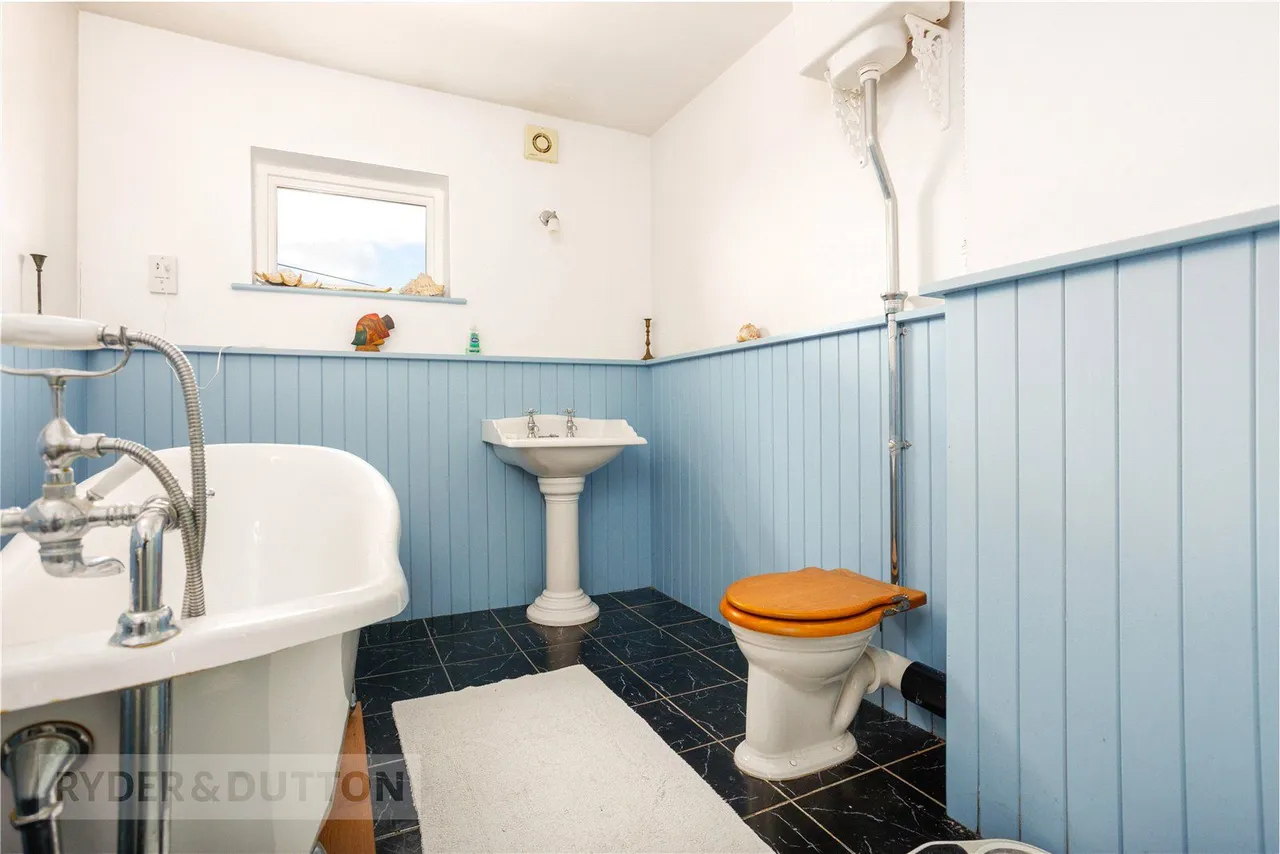Stockport Road, Lydgate, OL4, photo 23
