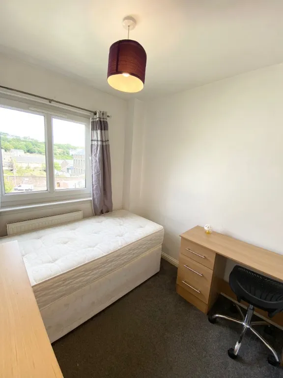 Larch Street, West End, DD1, photo 6