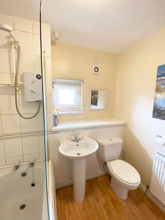 Larch Street, West End, DD1, photo 9