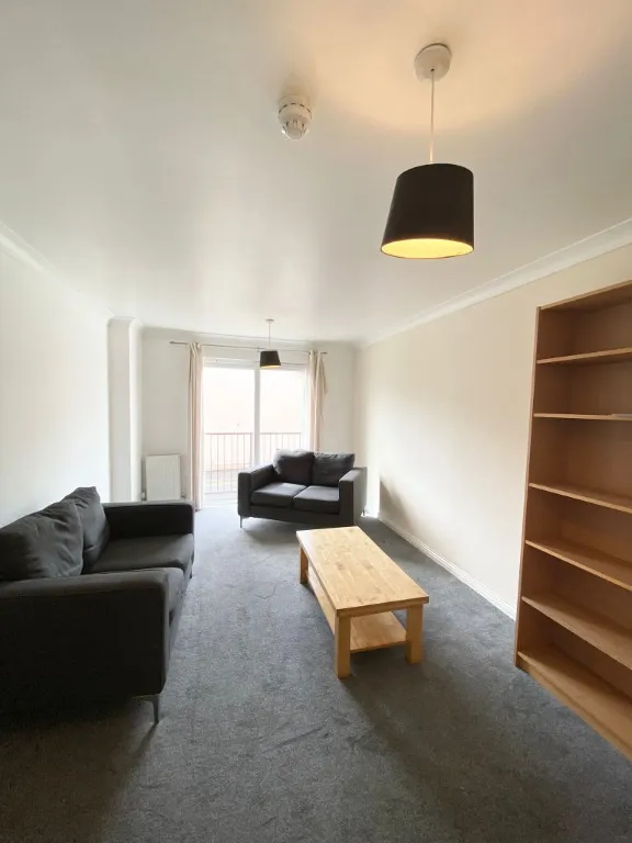 Larch Street, West End, DD1, photo 2