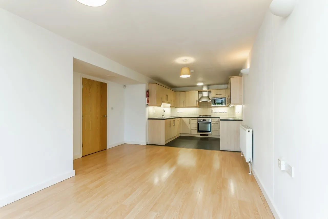 Addiscombe Road, Croydon, photo 11