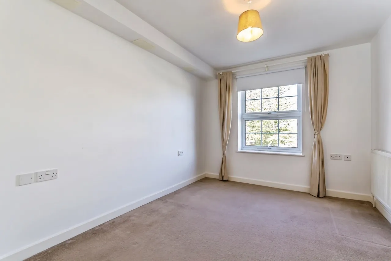 Addiscombe Road, Croydon, photo 7