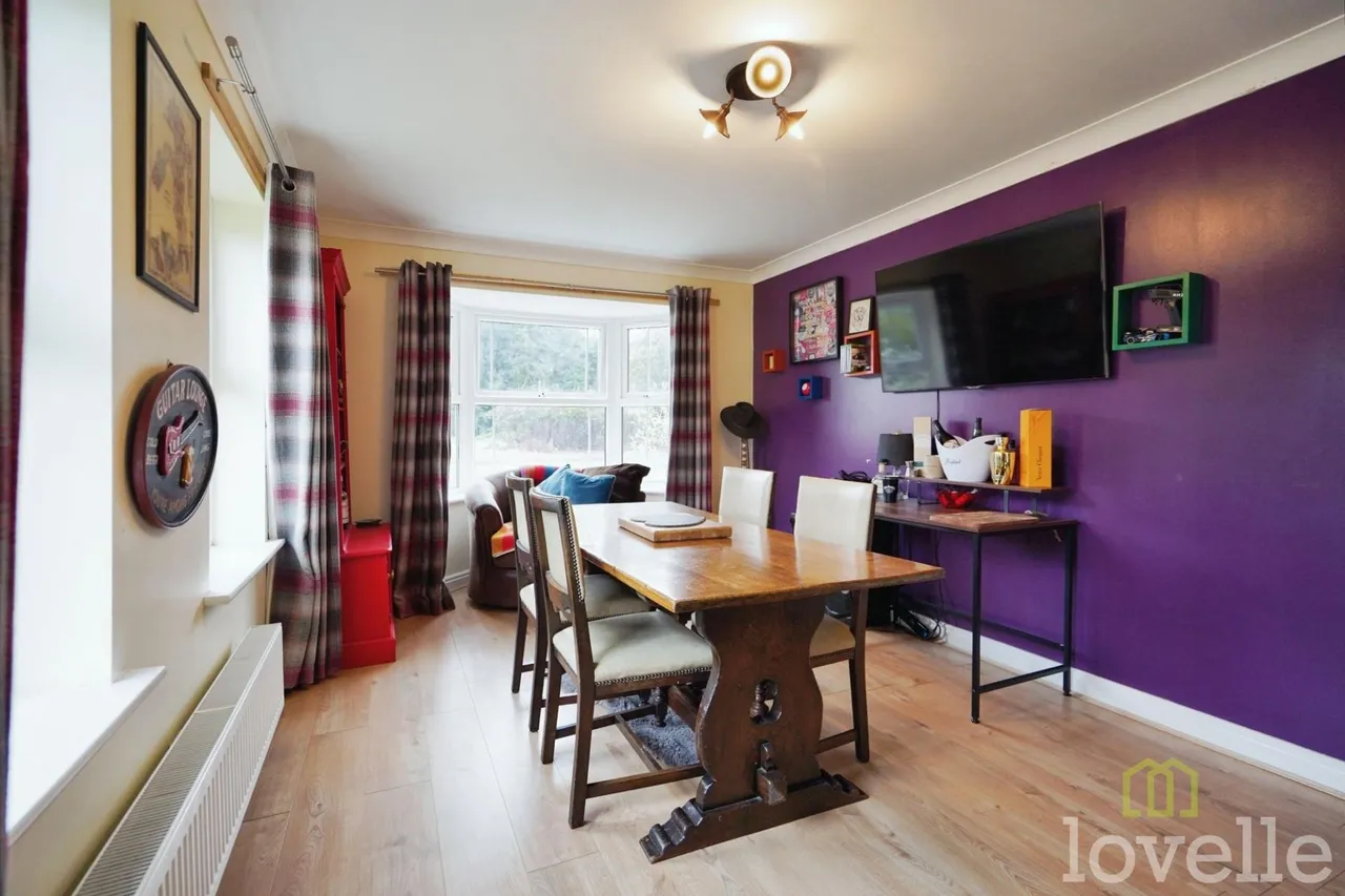 Salisbury Close, Morton, DN21, photo 6