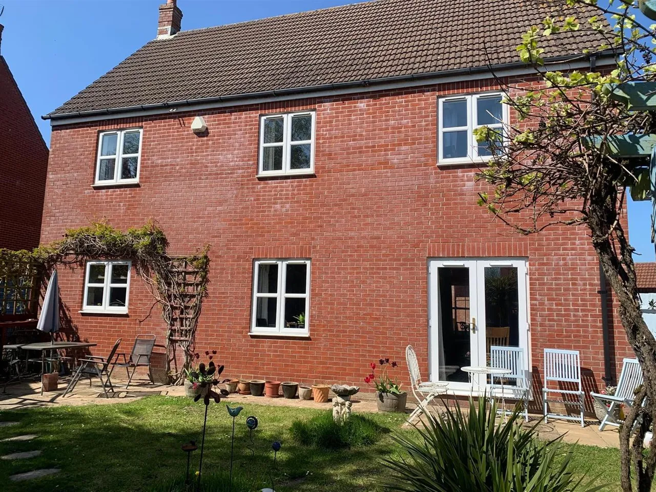 Teasel Close, Devizes, SN10, photo 16