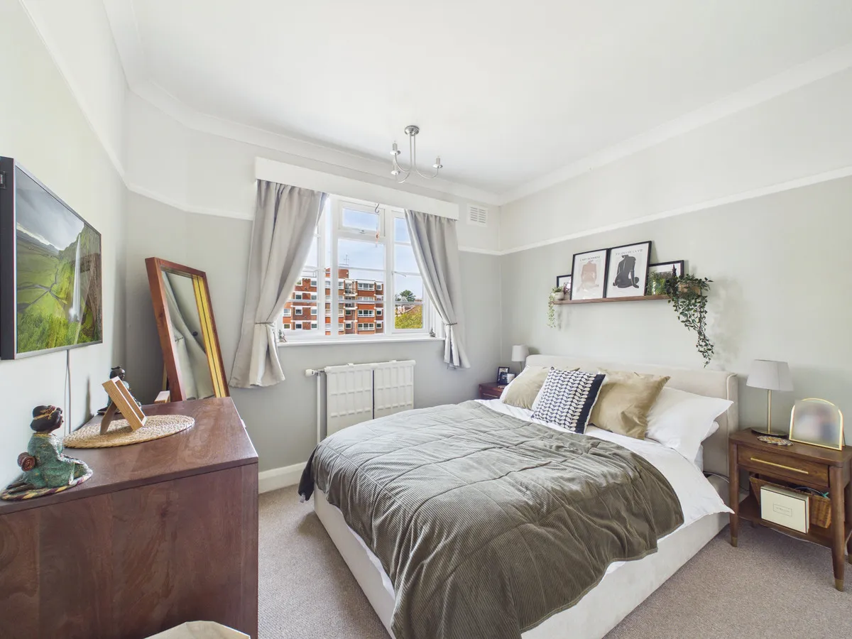 Knighton Park Road, Stoneygate, LE2, photo 2