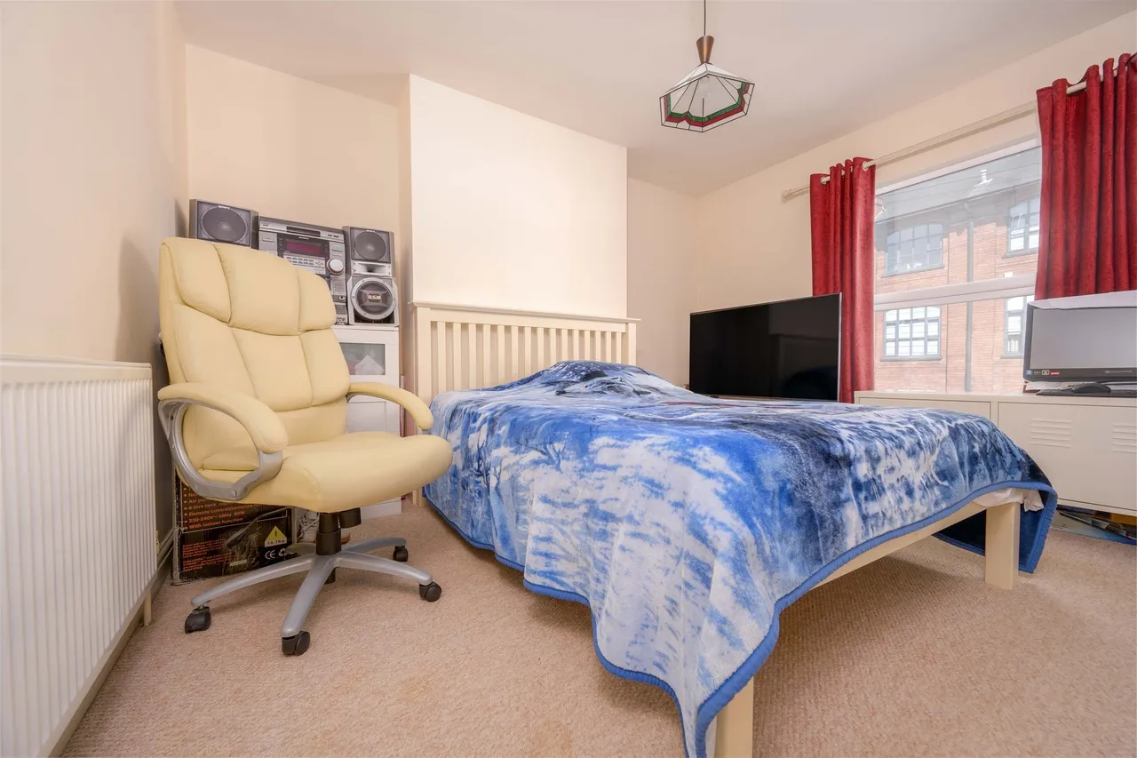 William Street, Kettering, NN16, photo 6