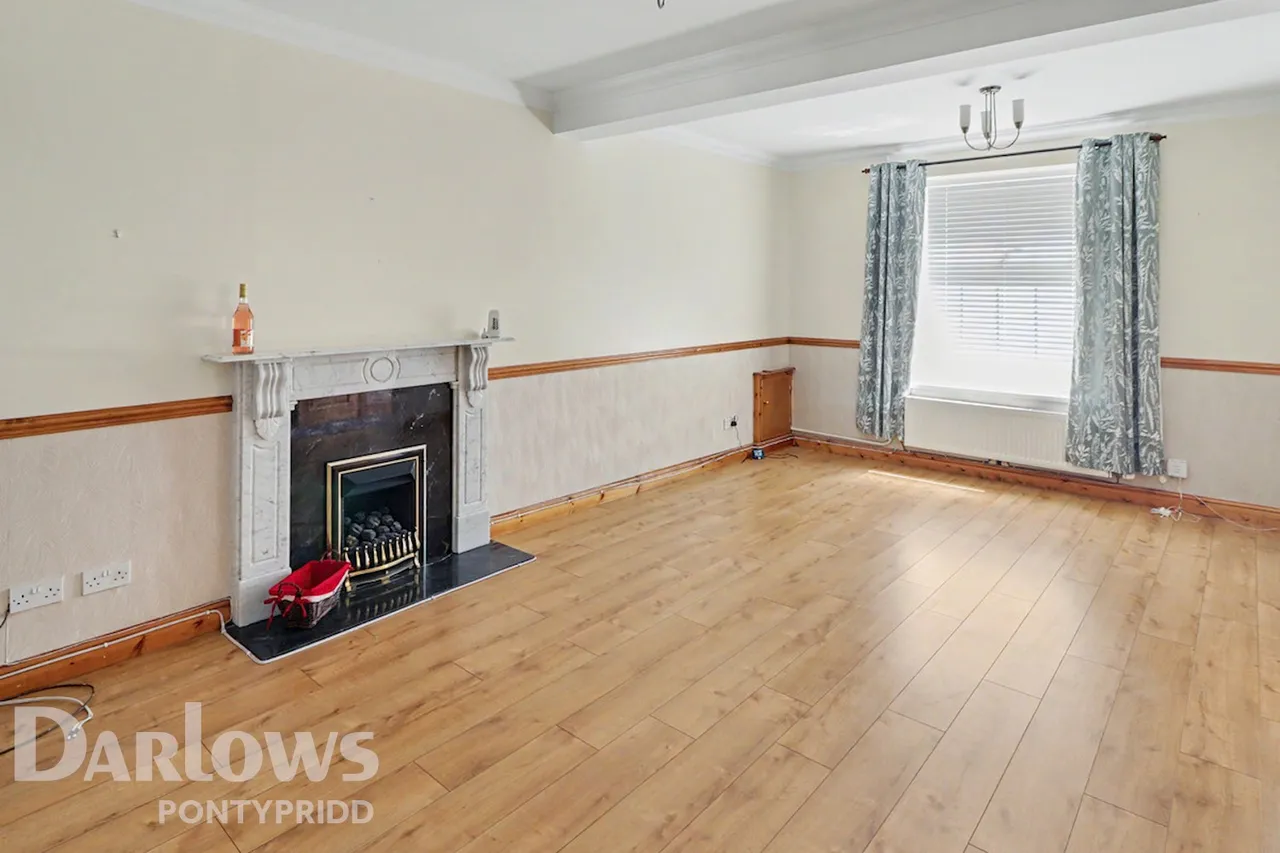 Thomas Street, Mountain Ash, photo 3