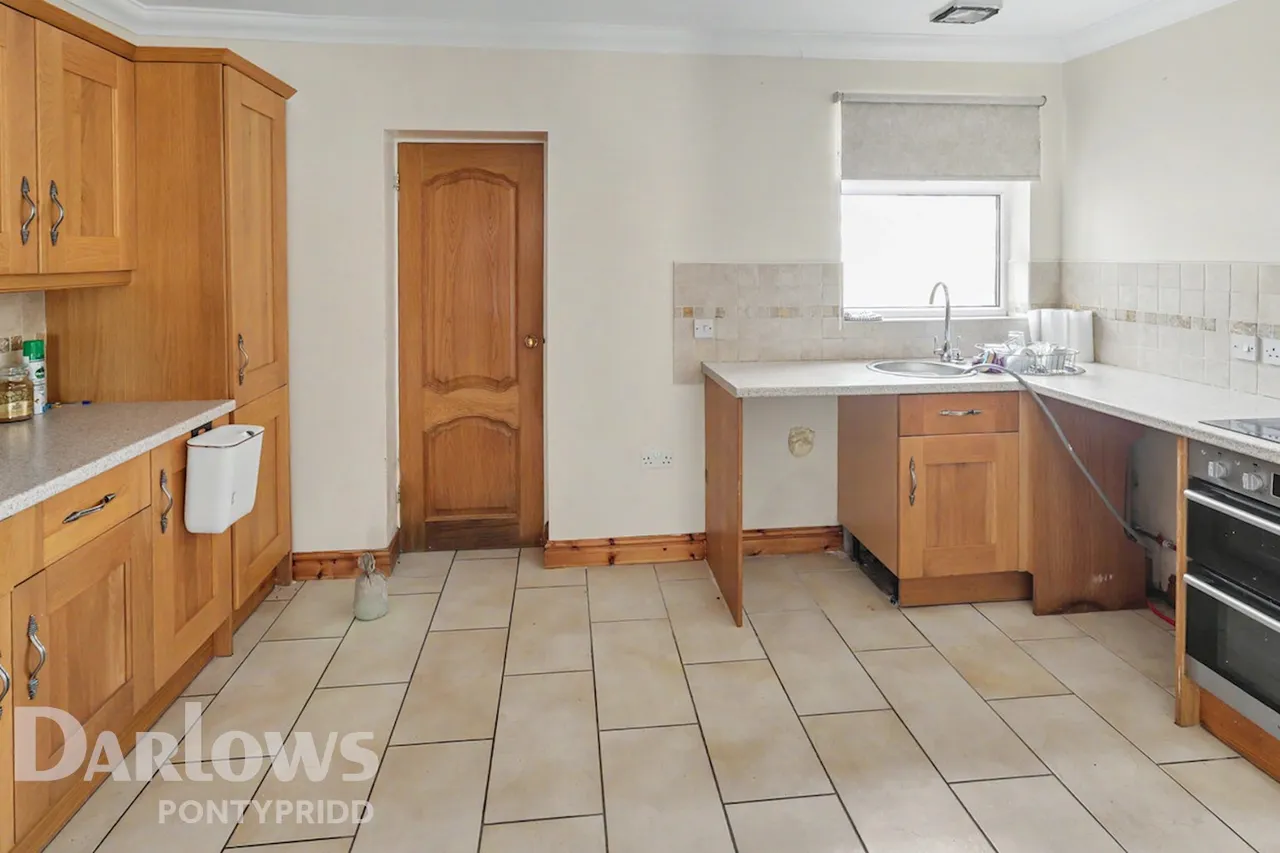 Thomas Street, Mountain Ash, photo 8