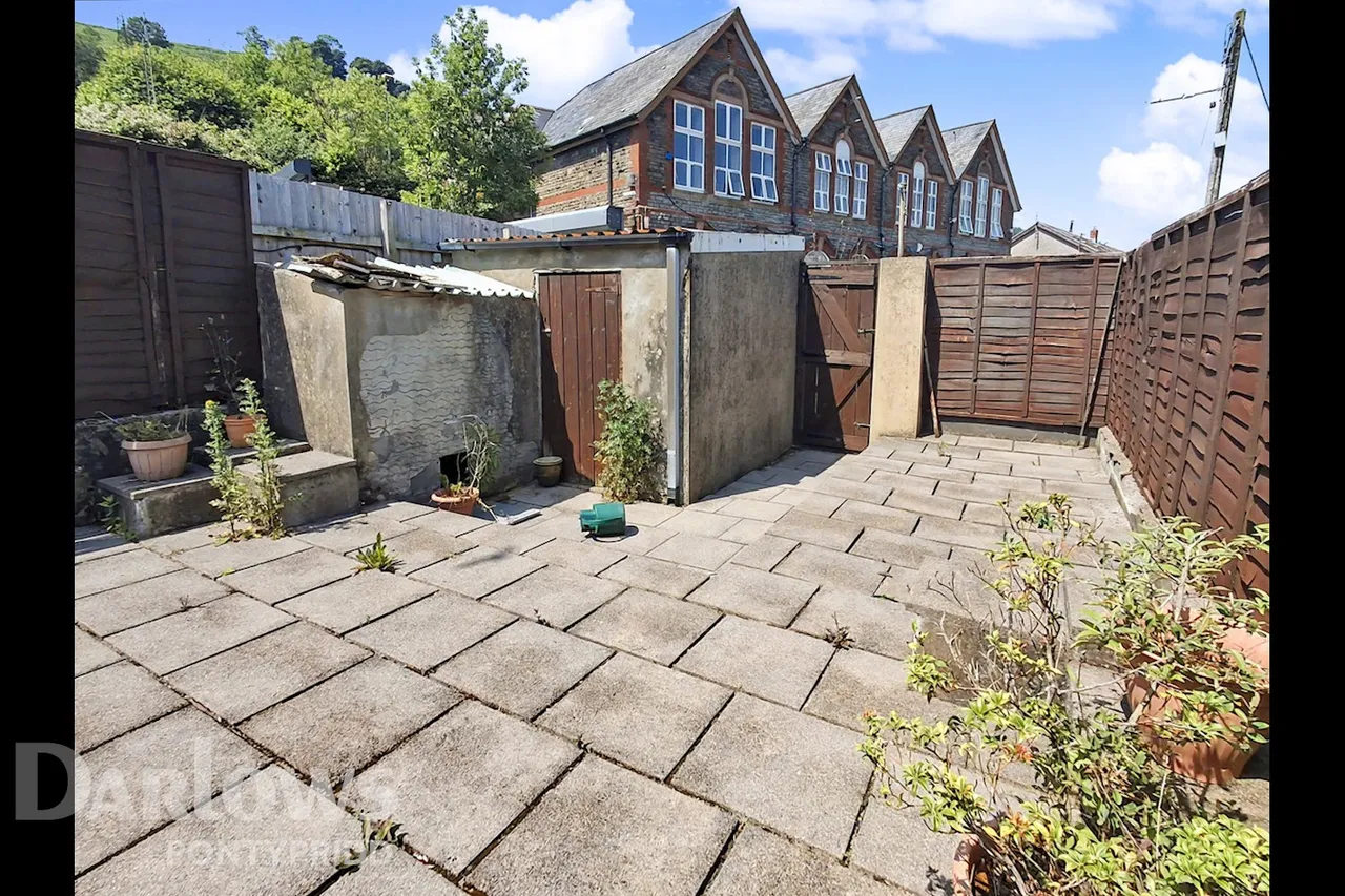 Thomas Street, Mountain Ash, photo 16