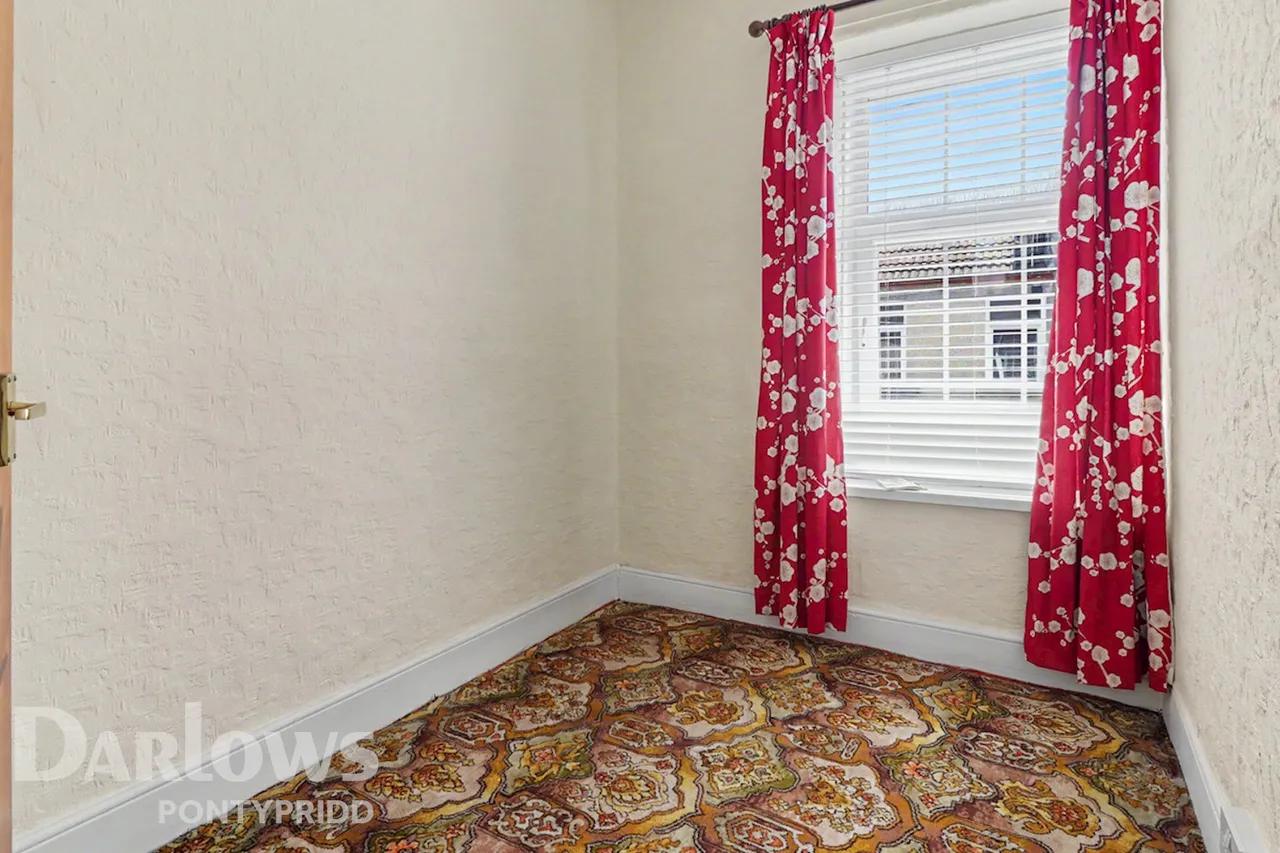 Thomas Street, Mountain Ash, photo 13
