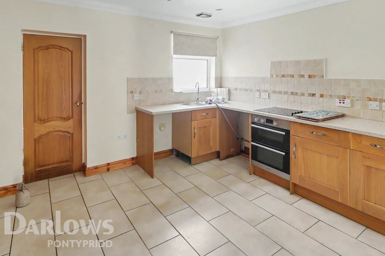 Thomas Street, Mountain Ash, photo 7