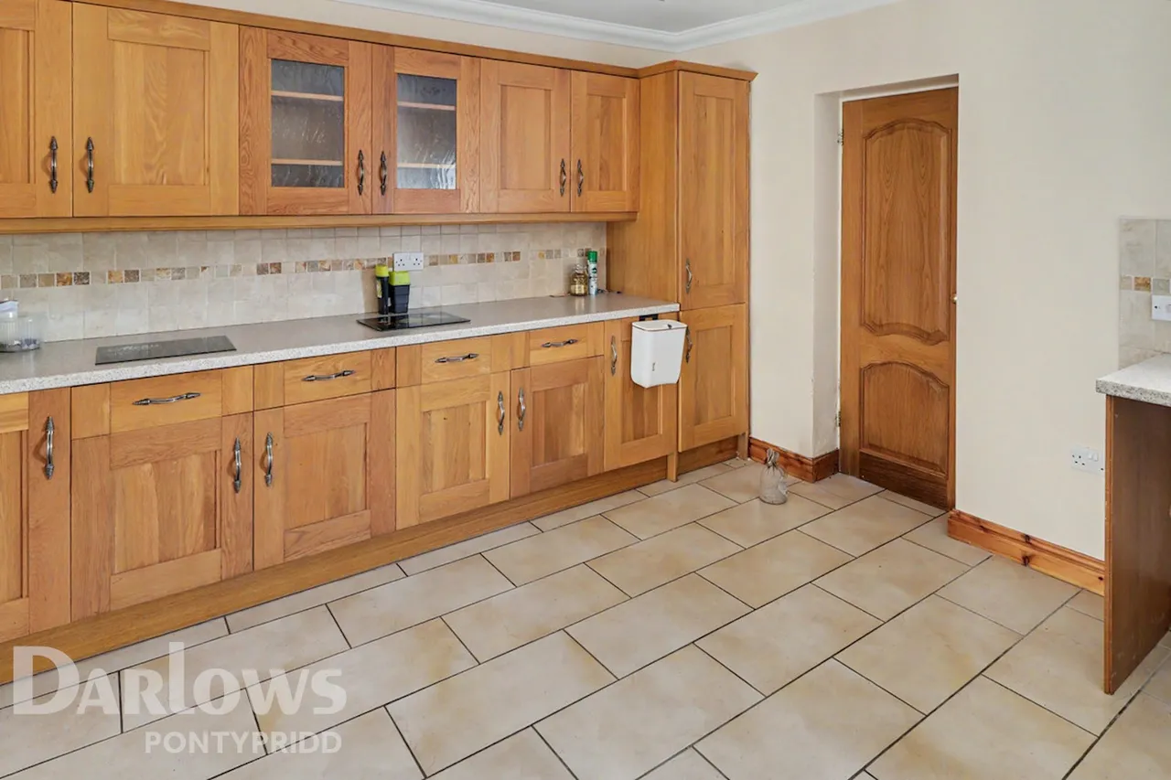 Thomas Street, Mountain Ash, photo 6