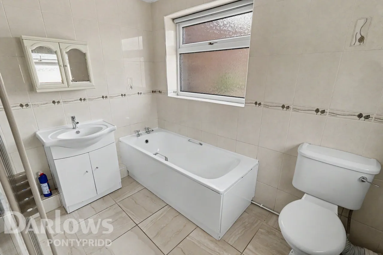 Thomas Street, Mountain Ash, photo 9