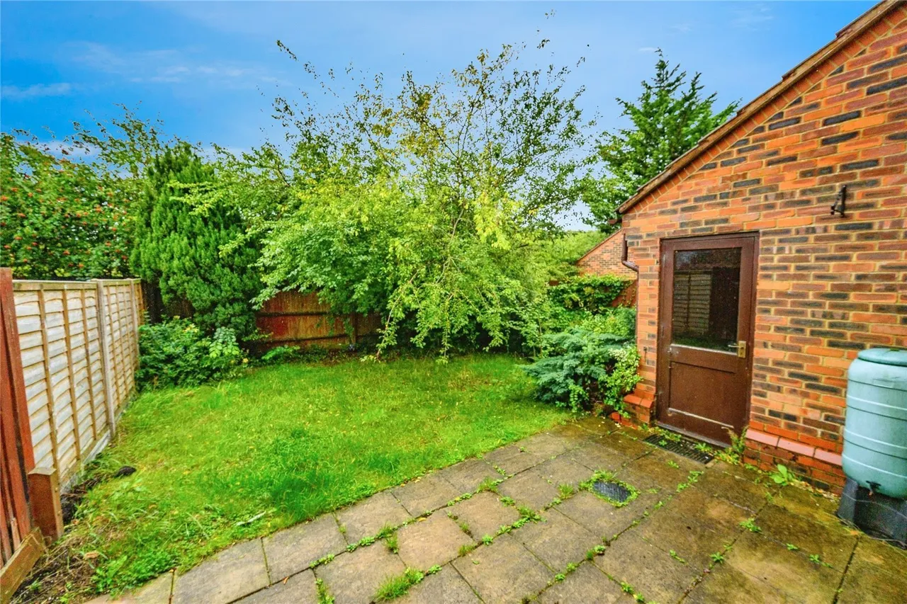 Muirfield, Luton, Bedfordshire, LU2, photo 13
