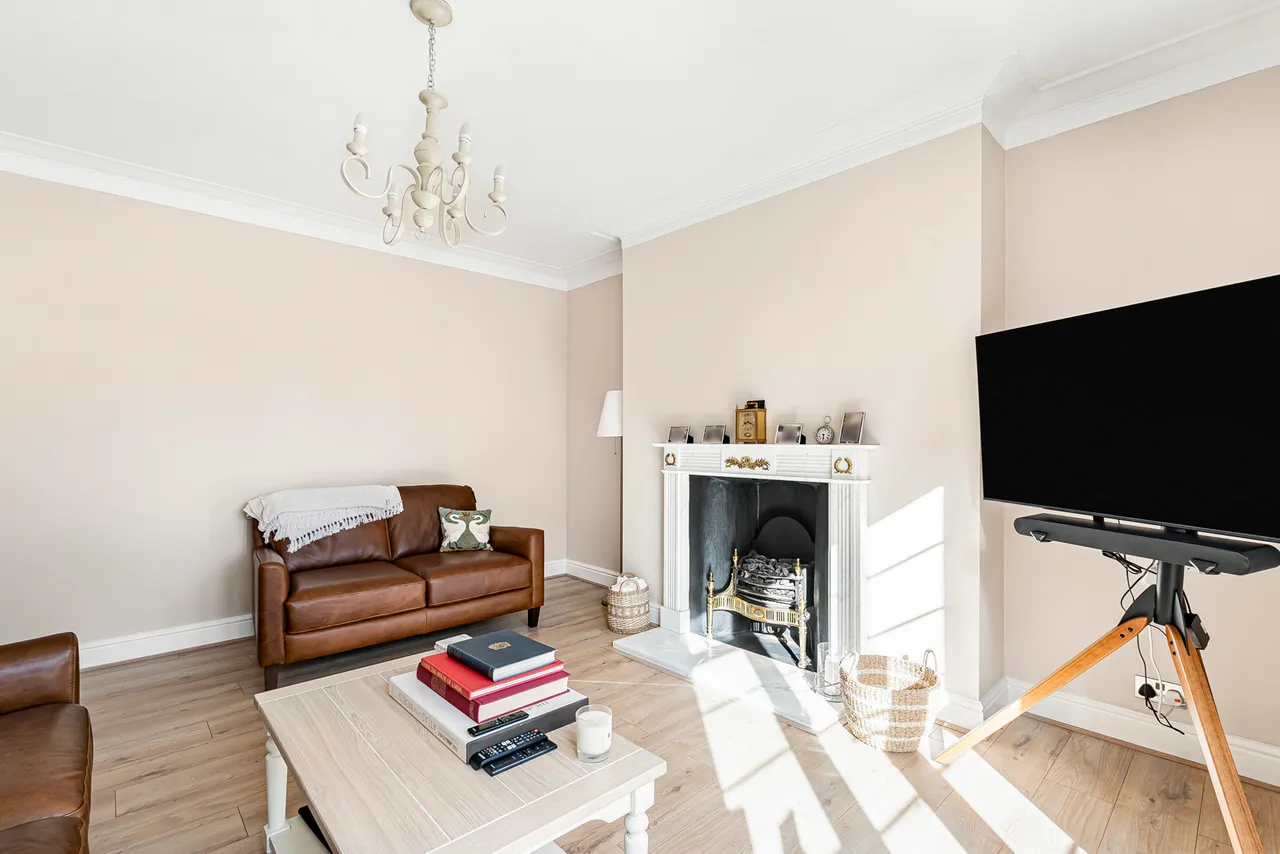 Sutton Court Road, London, W4, photo 7