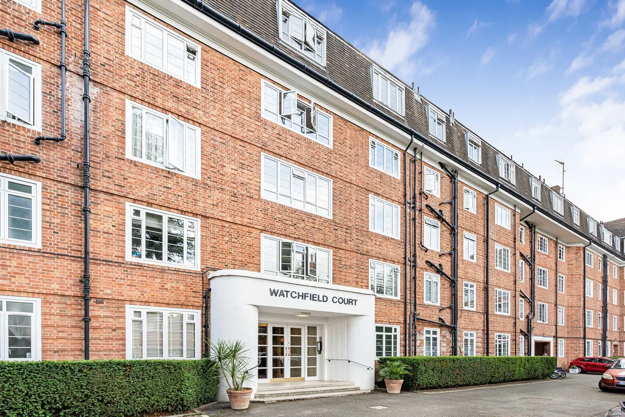 Sutton Court Road, London, W4, photo 22
