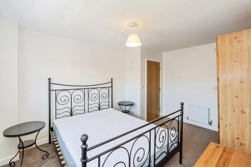Holywell Drive, Warrington, WA1, photo 6