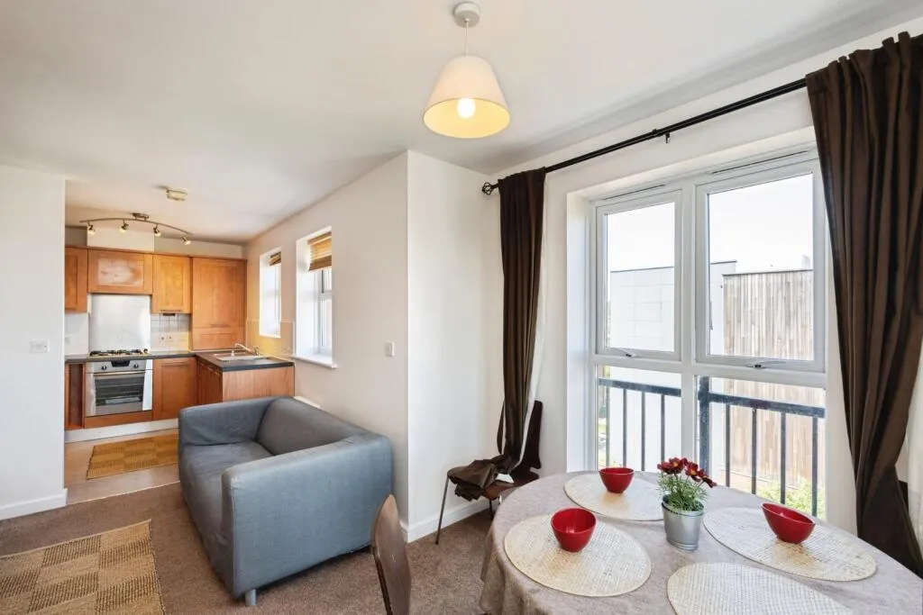 Holywell Drive, Warrington, WA1, photo 5