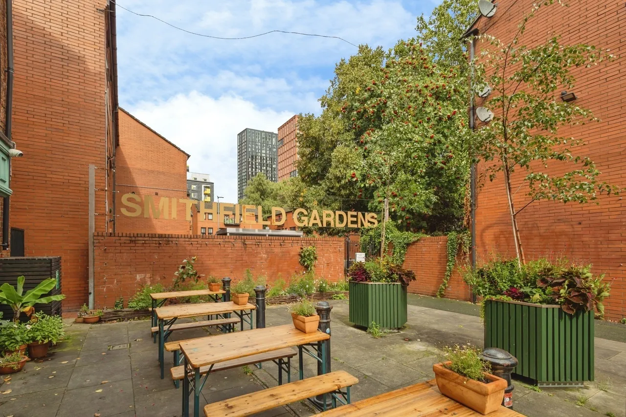 Silver Jubilee Walk, The Northern Quarter, Manchester, M4, photo 13