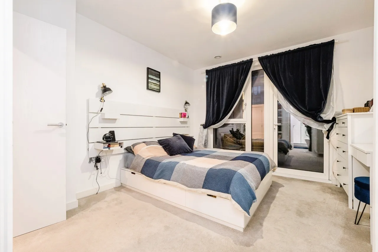 Thunderer Street, London, E13, photo 4