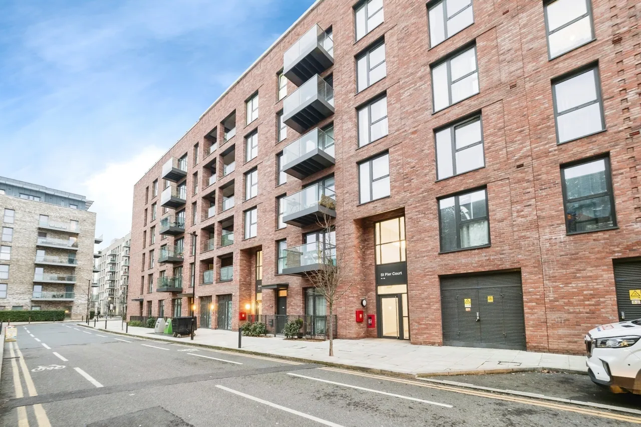 Thunderer Street, London, E13, photo 18