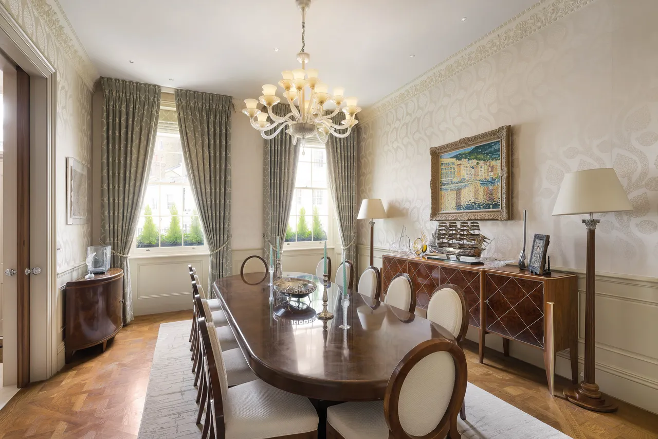 Chesham Street, Belgravia, London, photo 3