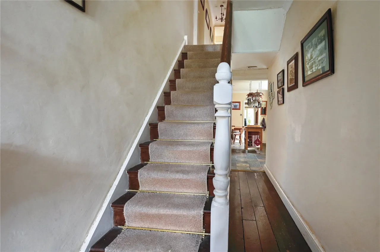 Lysons Avenue, Ash Vale, Guildford, Surrey, GU12 5QF, photo 6