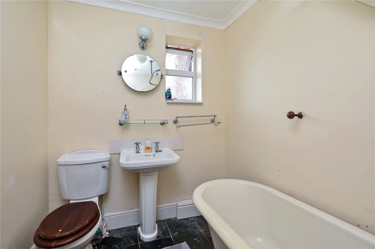 Lysons Avenue, Ash Vale, Guildford, Surrey, GU12 5QF, photo 8